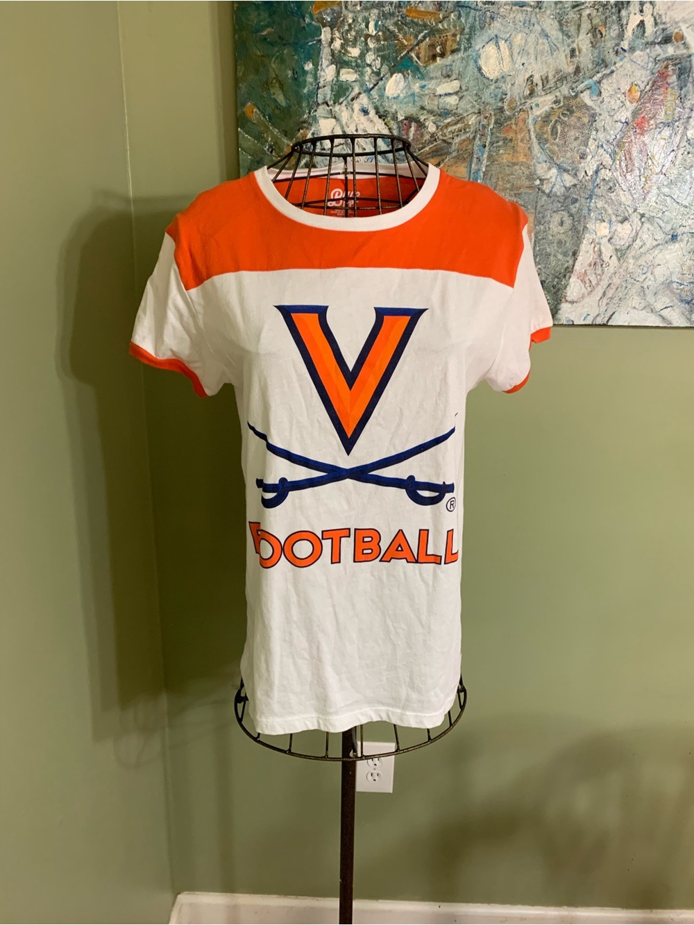 Ladies University of Virginia Cavaliers T-shirt in size M.